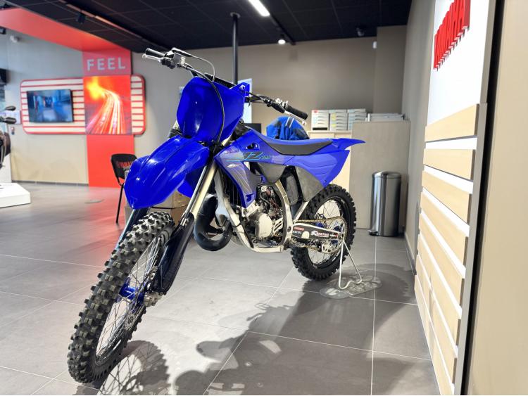 YAMAHA YZ 125