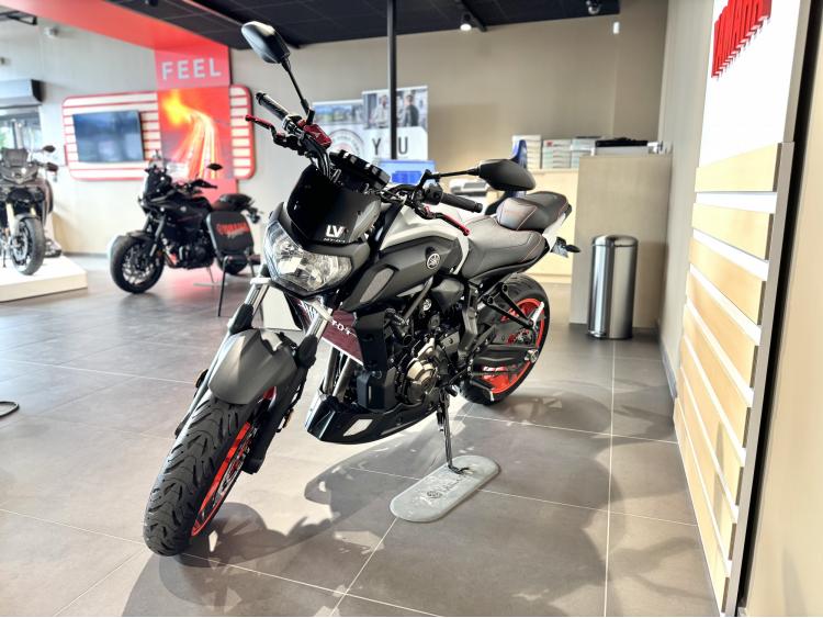 YAMAHA MT-07 (47.5CV)