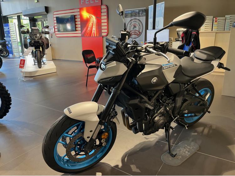 YAMAHA MT-07 (47.5CV)