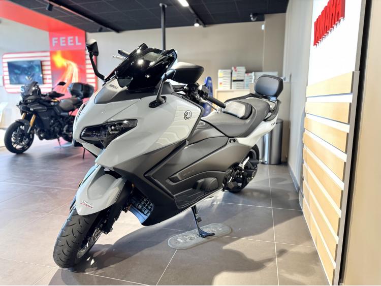YAMAHA TMAX 560 TECH MAX