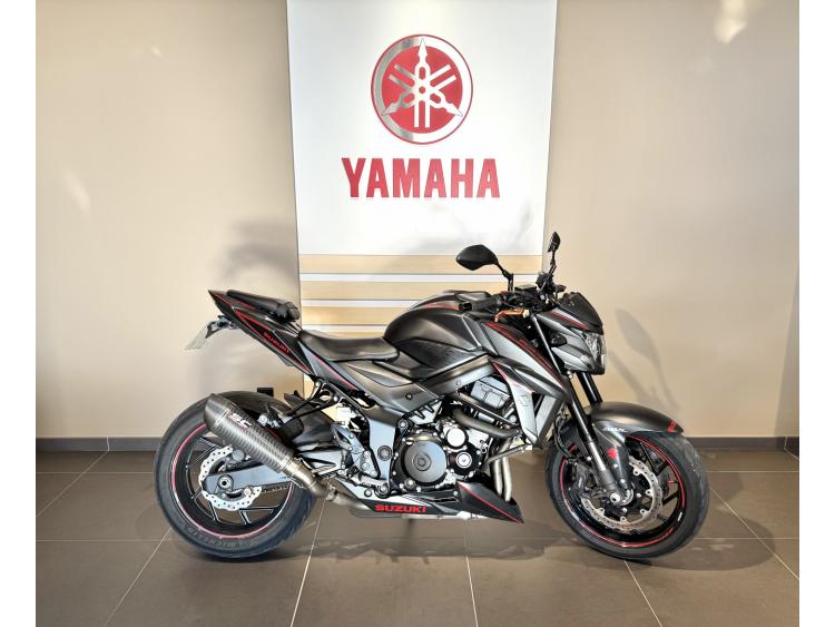 SUZUKI GSX-S 750