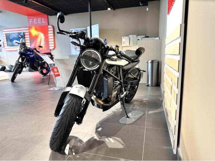 HUSQVARNA VITPILEN 701 A2