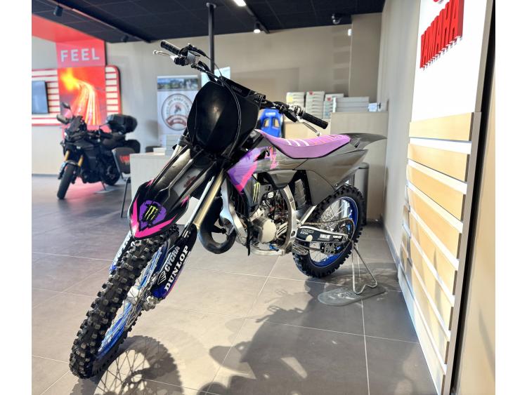 YAMAHA YZ 125