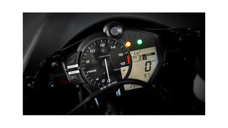 R6 Race