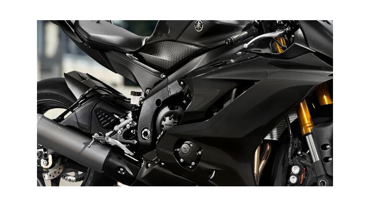 R6 Race